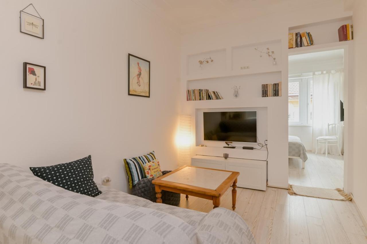 The Simple Place - Close To Slaveykov Square By Flat Mаnager Apartment Sofia
