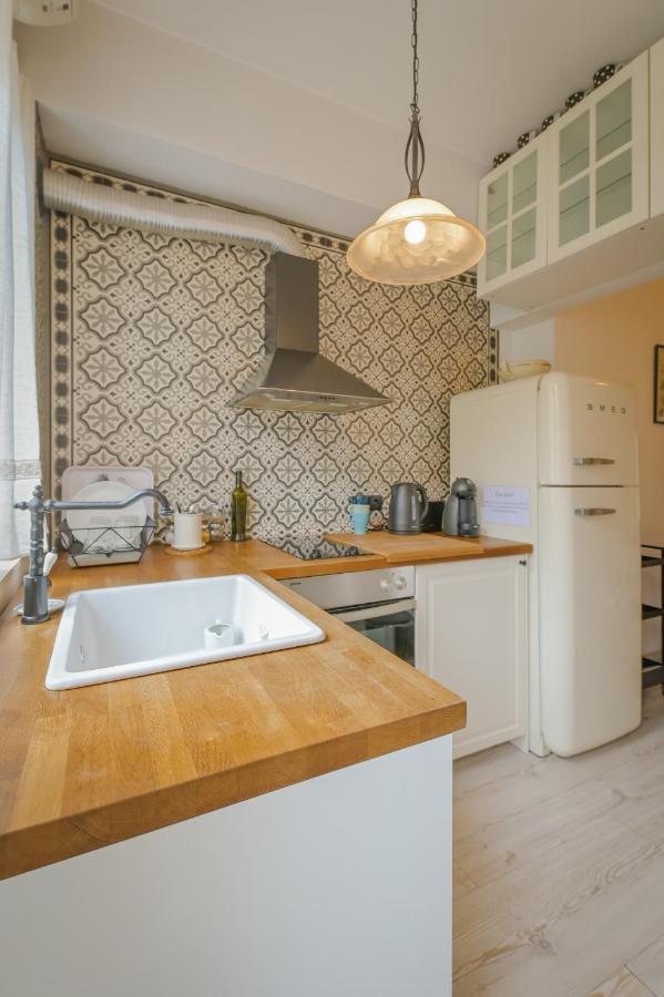 The Simple Place - Close To Slaveykov Square By Flat Mаnager Apartment Sofia